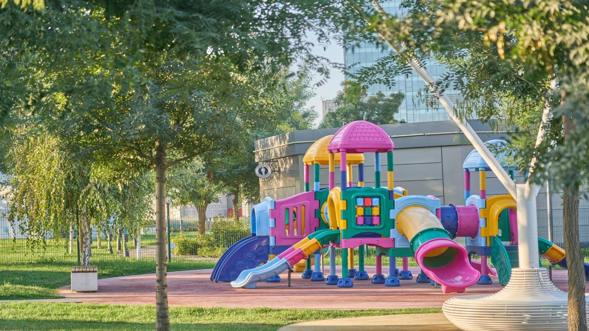 Holiday Inn Tashkent City By Ihg Exterior foto
